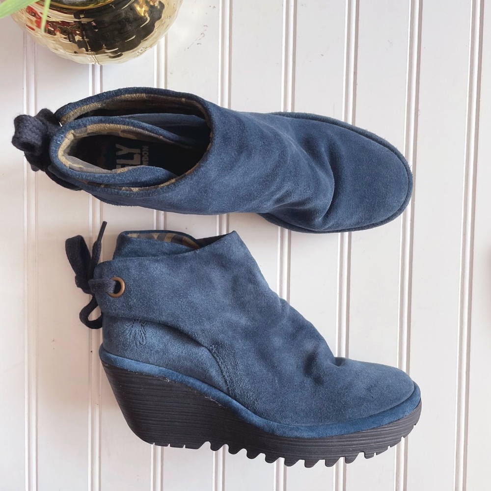FLY LONDON Navy Suede Yama Tie Wedge Ankle Boots - Picture 1 of 7